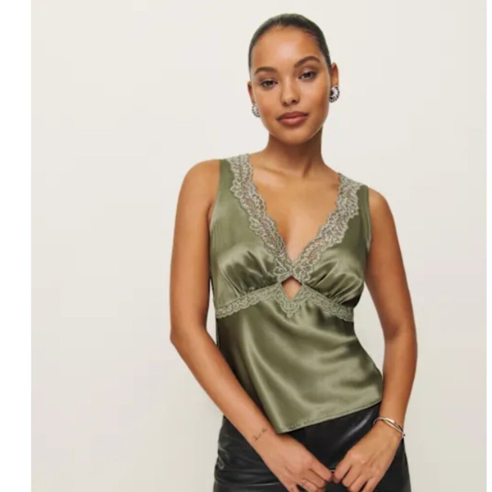 Reformation Aliceyn Silk Top Green - Size 2